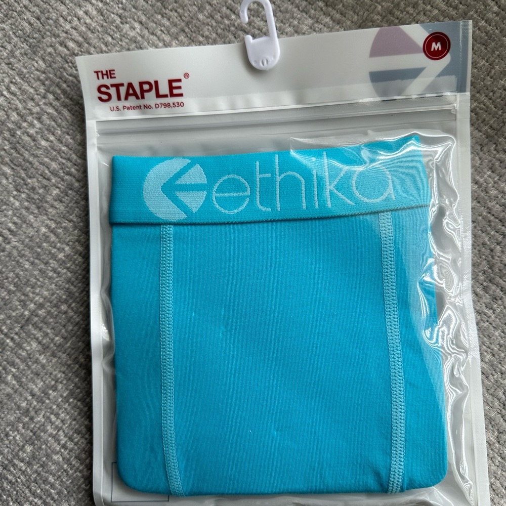 ETHIKA Men’s Size M BRAND NEW